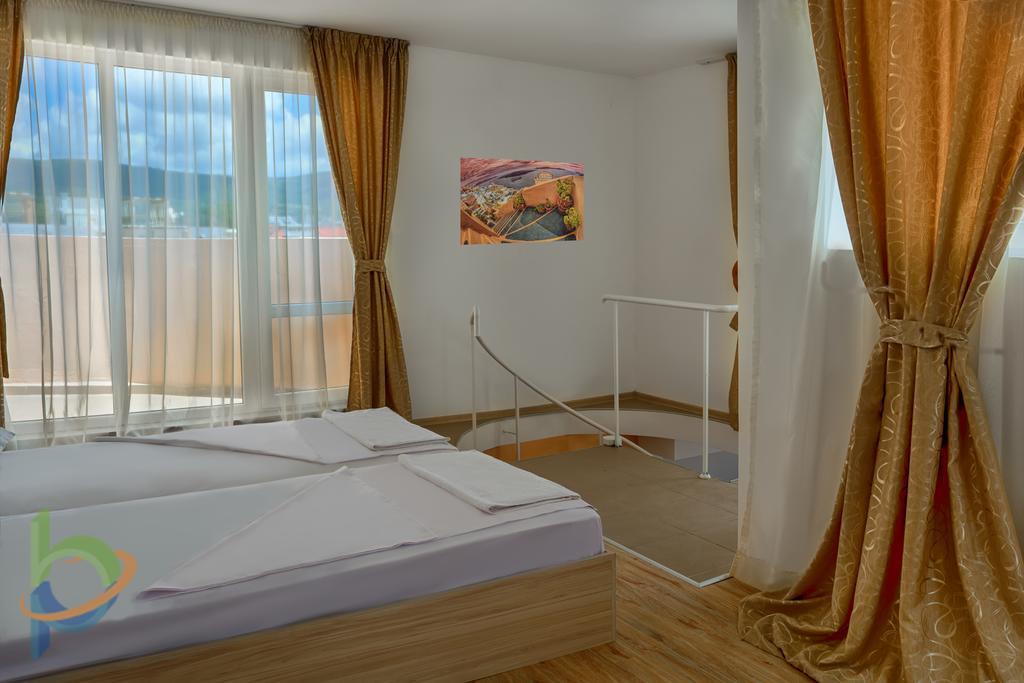 Vanilla Garden Apartments Солнечный берег Экстерьер фото